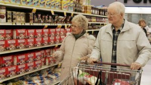senior-citizens-shopping